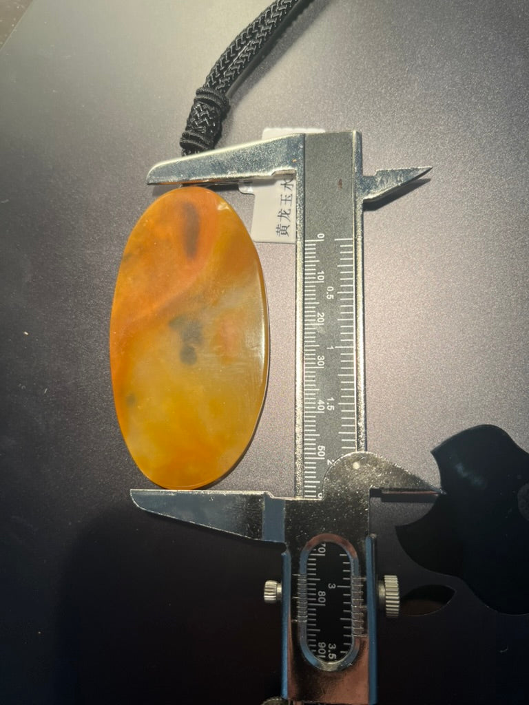 Yellow jade pendant ( Museum-size Jade Art Piece )