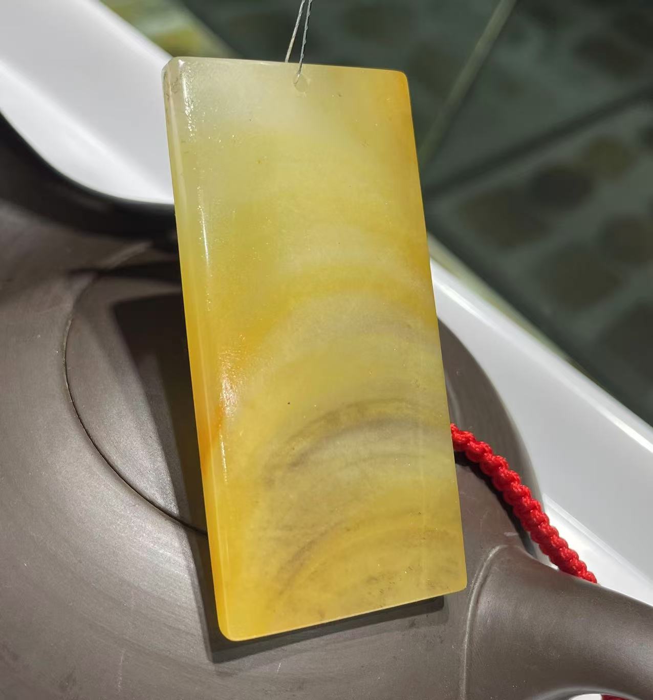 Yellow jade pendant ( Large Size for Collector's )