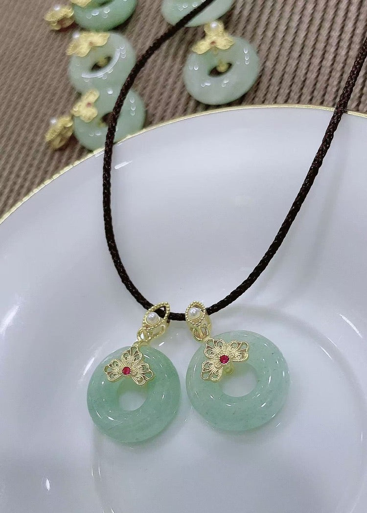 Green jade pendant(nature)