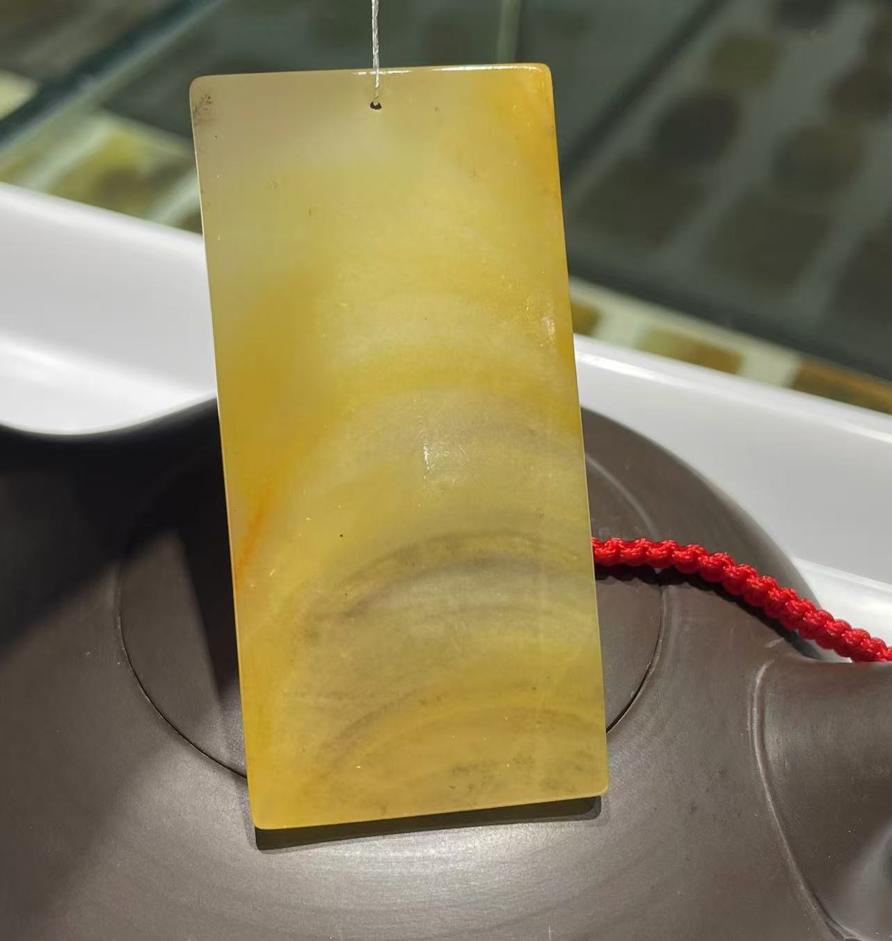 Yellow jade pendant ( Large Size for Collector's )